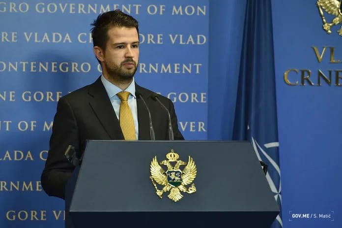 Inauguracija Jakova Milatovića u podne