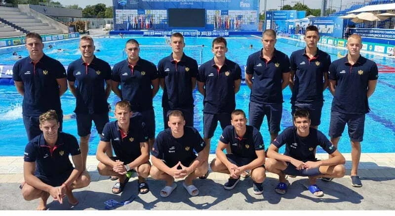 Minut ćutanja na beogradskom bazenu, pa ubjedljiva pobjeda mladih "ajkula"
