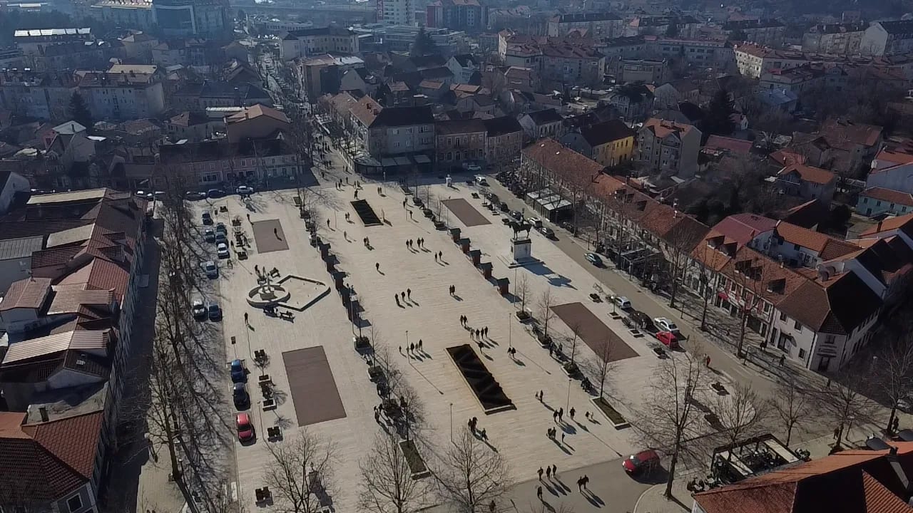 „Neverne bebe“ i Danijel Popović u Nikšiću povodom jubileja nezavisnosti Crne Gore