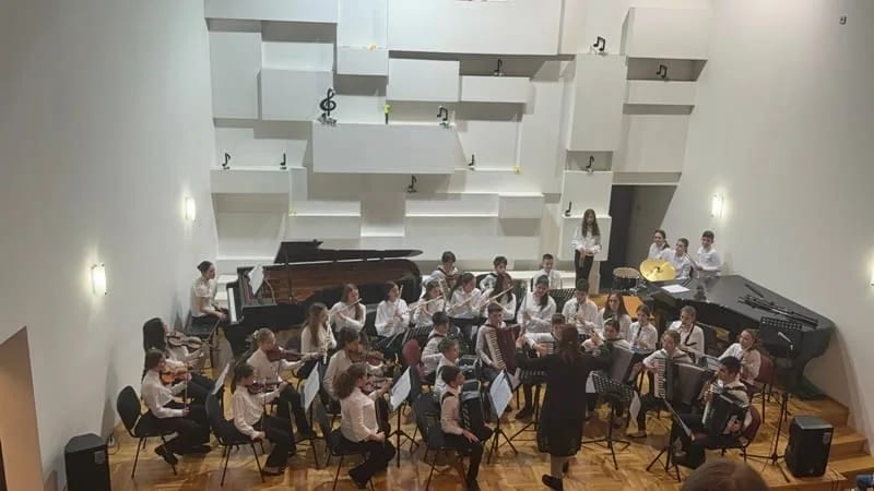 (VIDEO) Orkestar Muzičke škole „Dara Čokorilo“ spreman za Festival mladih muzičara