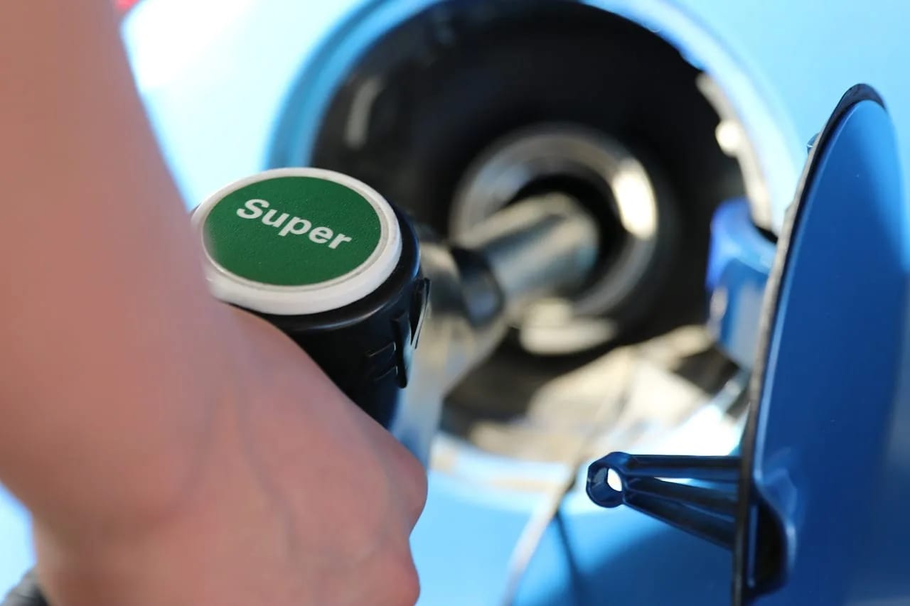 Od ponoći skuplje sve vrste goriva