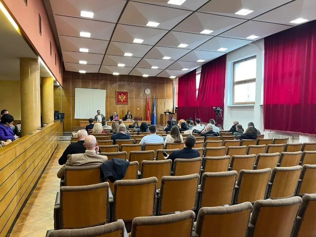 Opozicija traži ukidanje spornog cjenovnika komunalnih usluga za privrednike