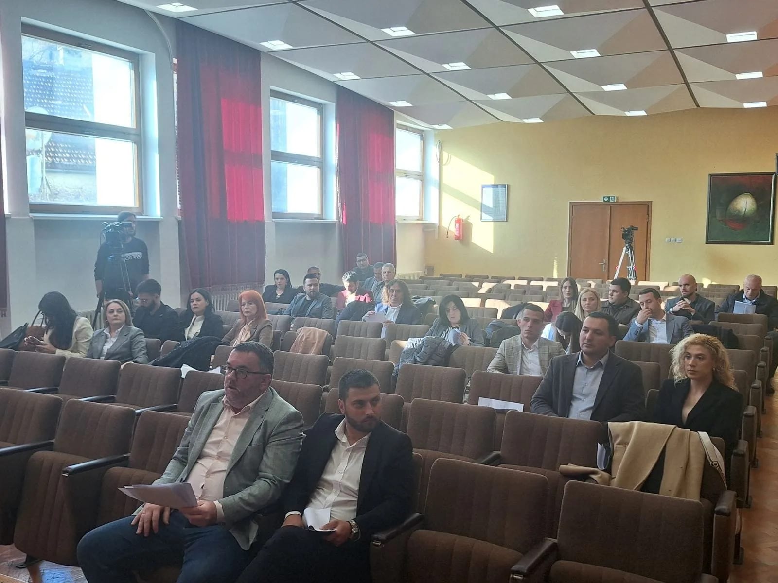 "Traži se treće rješenje za raskrsnicu kod OŠ "Mileva Lajović-Lalatović“, broj zaposlenih u Opštini smanjen za 50"