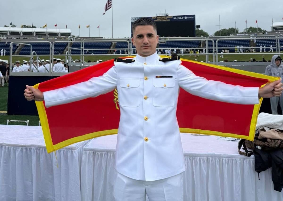 Nikšićanin Dalibor Španjević diplomirao na prestižnoj Vojnoj akademiji u Anapolisu