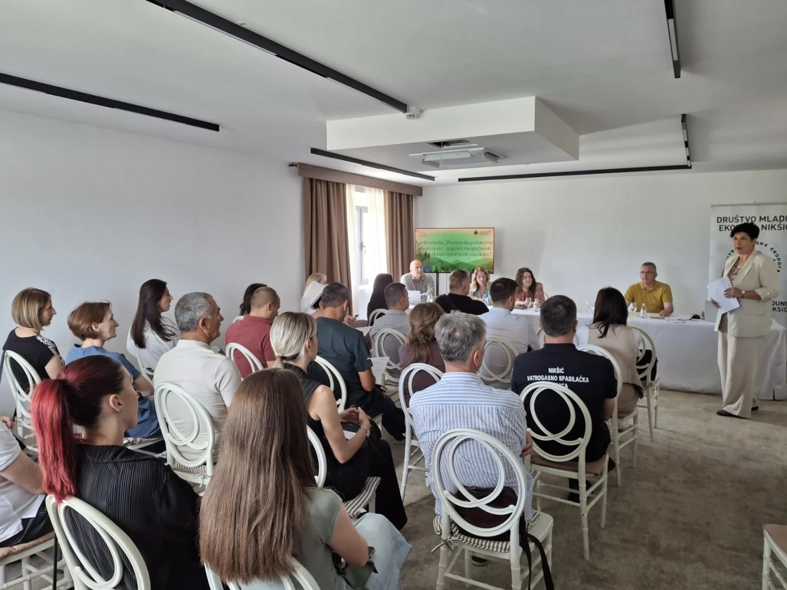 DMEN organizovao konferenciju o unapređenju otpornosti zajednice na požare na otvorenom
