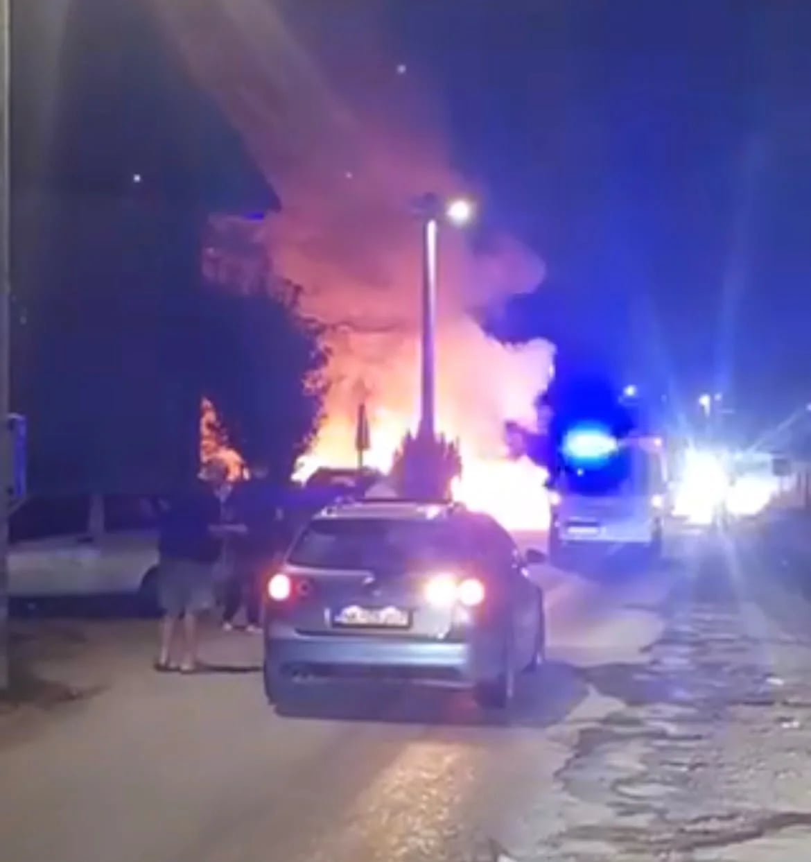U Straševini izgorio automobil