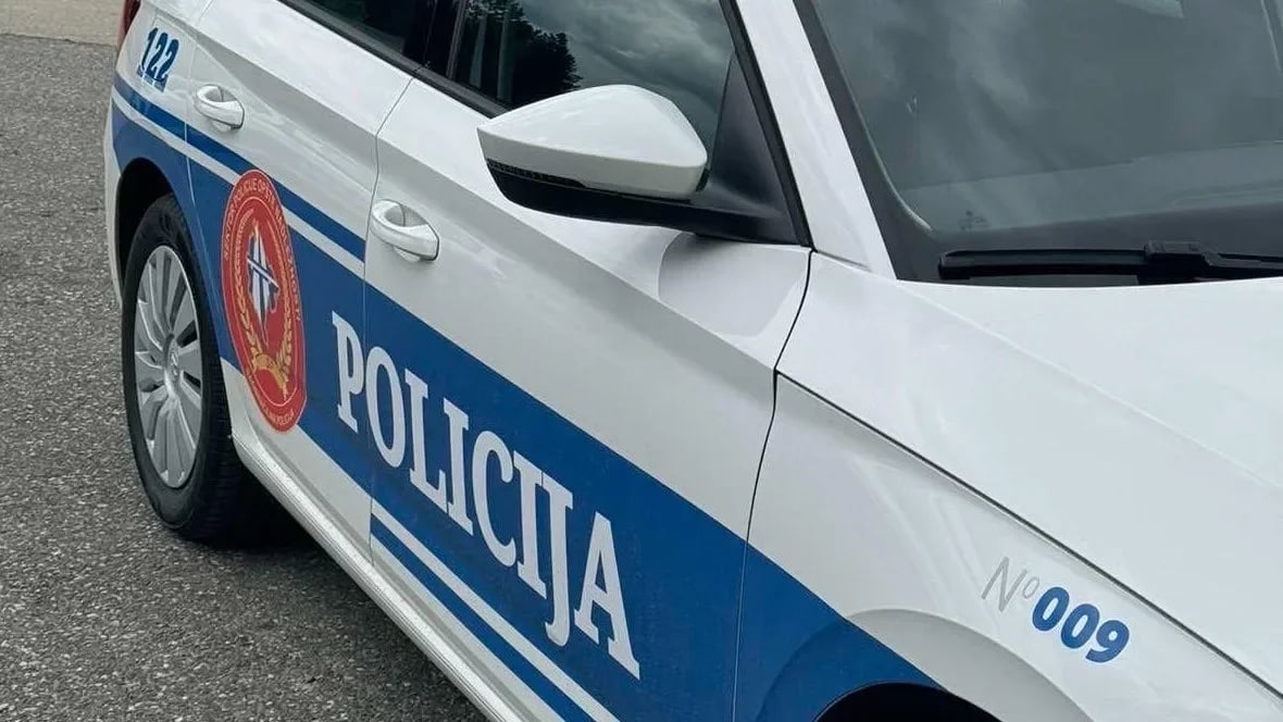 Dvije osobe povrijeđene, vozač bio pod dejstvom alkohola